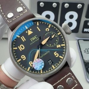 IWC Pilot's Watch Big Pilot 1:1 Super Clone & Luxury Replica 1134755880 - front view