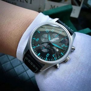IWC Spitfire Pilot's 1:1 Super Clone Watch with Cash on Delivery 1104003038 - side view