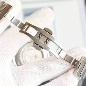 IWC Men's Luxury Replica Watch - Premium Super Clone with Cash on Delivery 1111267819 - front view